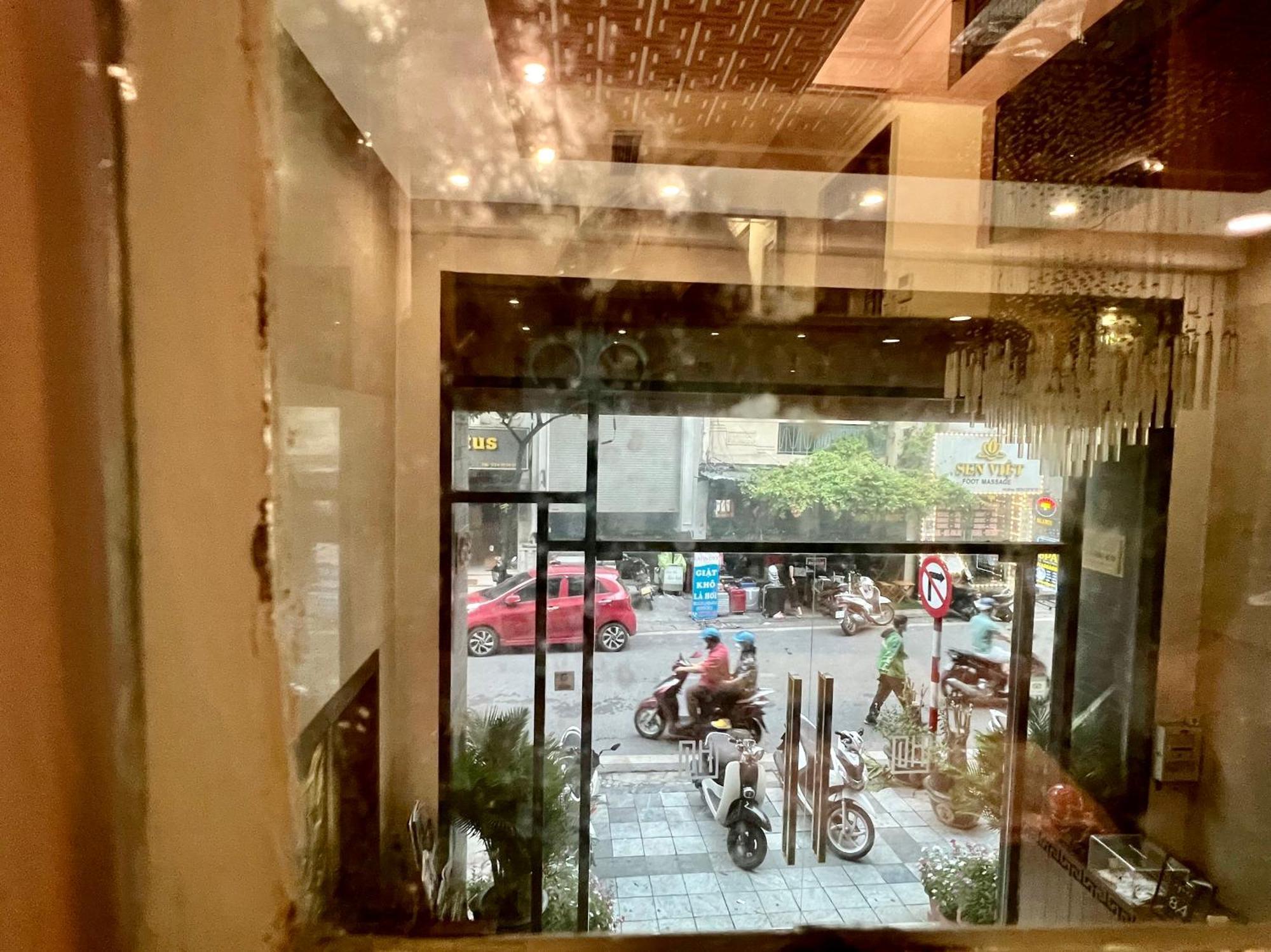 Au Coeur D'Hanoi Boutique Hotel Rom bilde